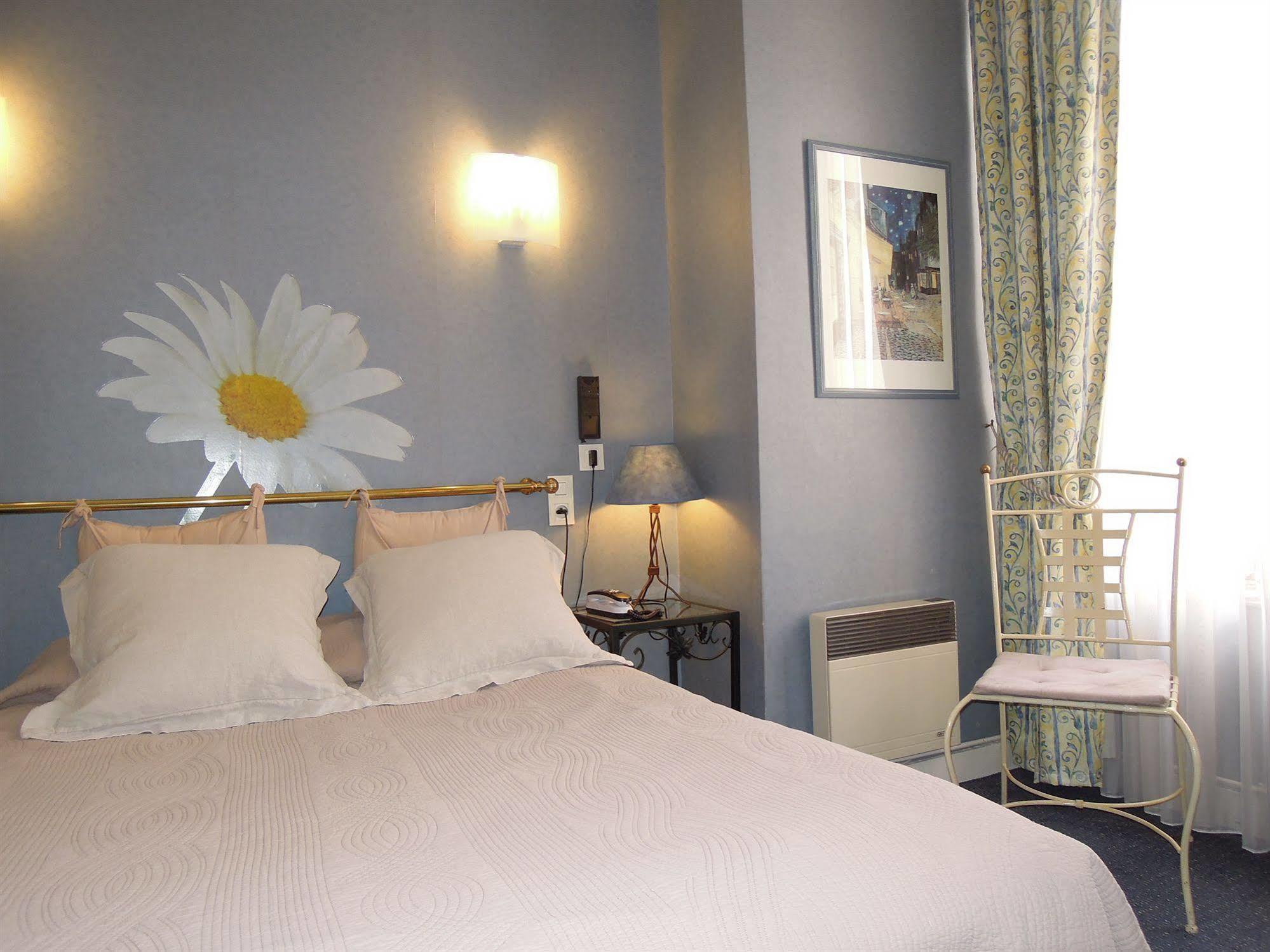 Continental Hotel 4*